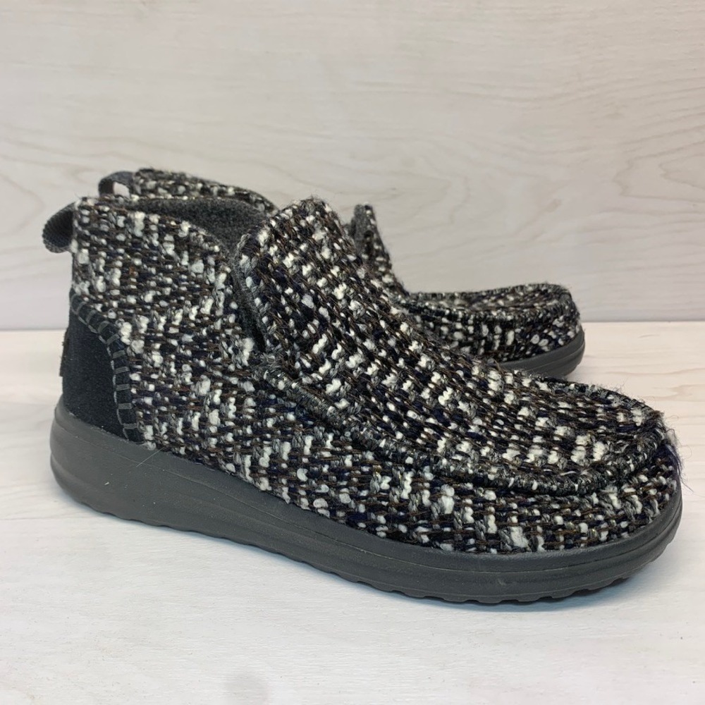 Hey Dude Womens 7 Denny Chevron Blue Knit Ankle Boots Slip On Comfort Navy White